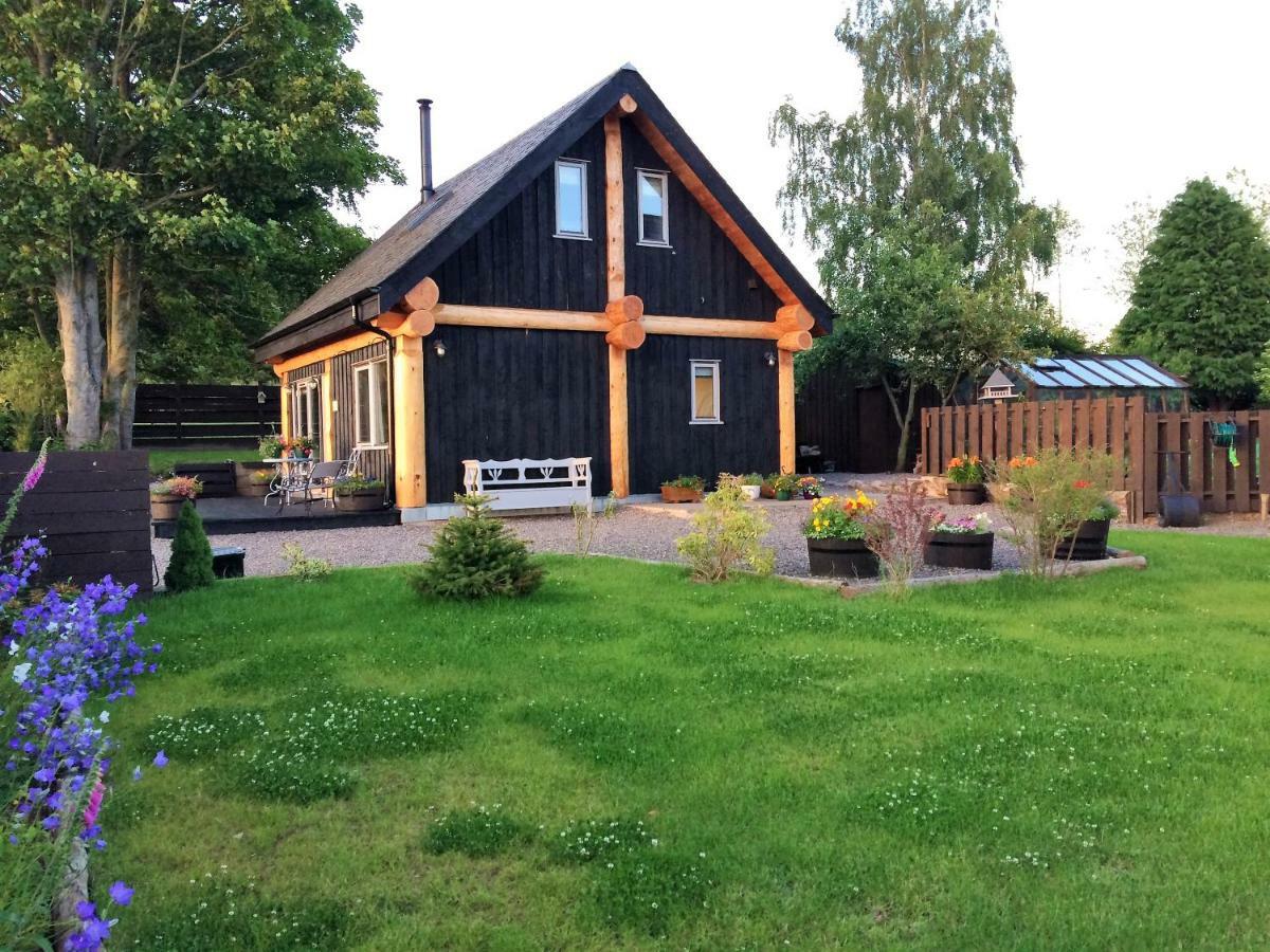 Rowanlea Lodge With Hot Tub Marykirk Buitenkant foto